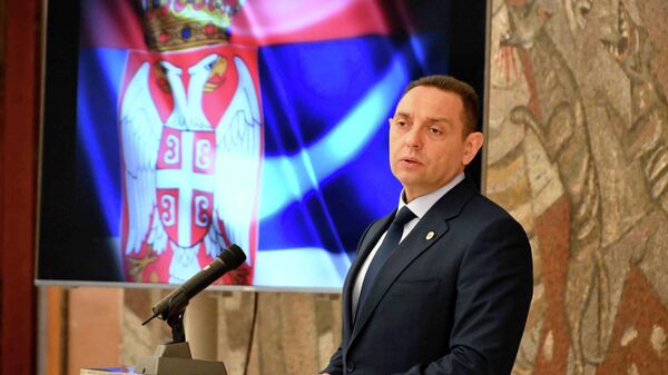 Глава МВД Сербии Александр Вулин