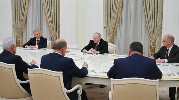 Президент РФ В. Путин встретился с главами думских фракций 