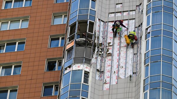 Последствия атаки БПЛА на западе Москвы
