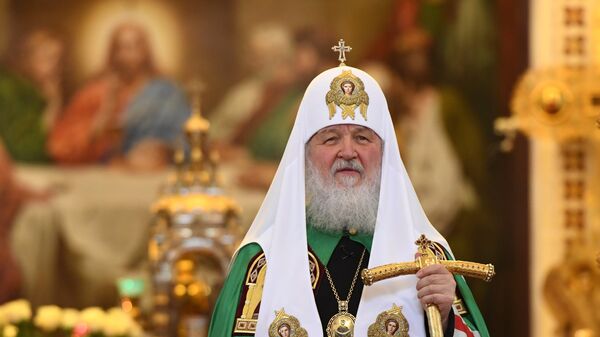 Патриарх Кирилл совершил божественную литургию с сестрами Милосердия